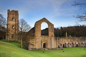 fountains abbey jan 2012 1 sm.jpg